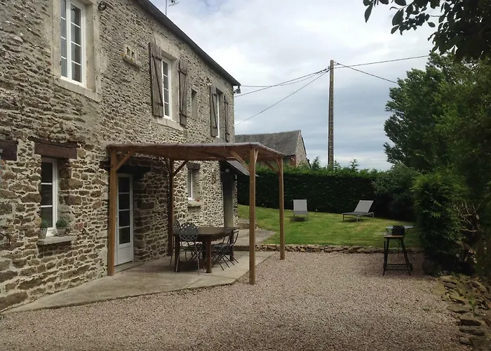Holiday home L'ancien Pressoir Pierrefitte-en-Cinglais